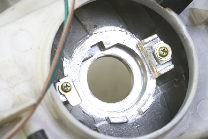 photo de PHARE AVANT KYMCO GRAND DINK 125 (2002 - 2007)