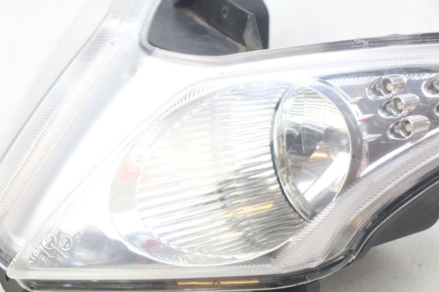 photo de PHARE AVANT TNT MOTOR GRIDO 2T 50 (2010 - 2019)