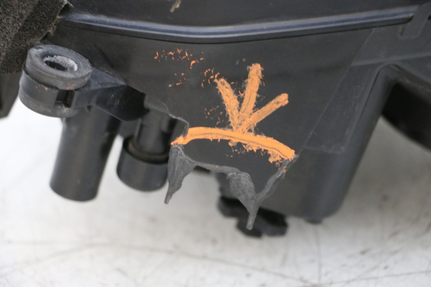 photo de PHARE AVANT SUZUKI GSXR GSX-R 1000 (2003 - 2004) - Marquages et références