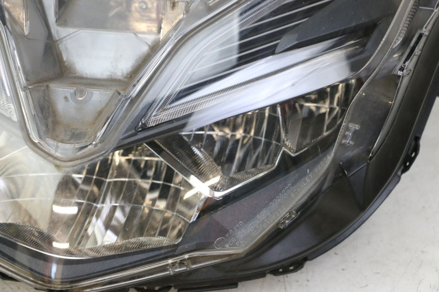 photo de PHARE AVANT HONDA FORZA 125 (2021 - 2025)