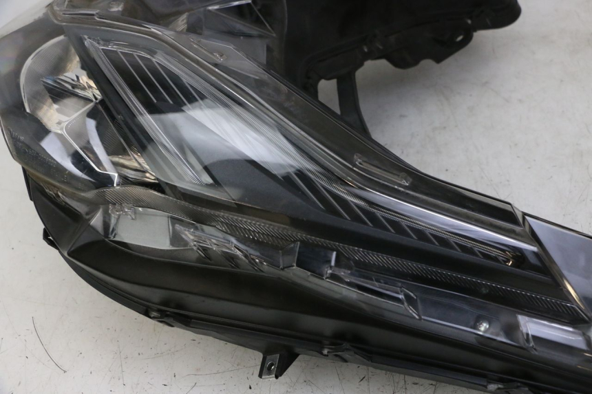 photo de PHARE AVANT HONDA FORZA 125 (2021 - 2025)