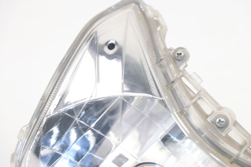 photo de PHARE AVANT HONDA VISION 50 (2011 - 2015)