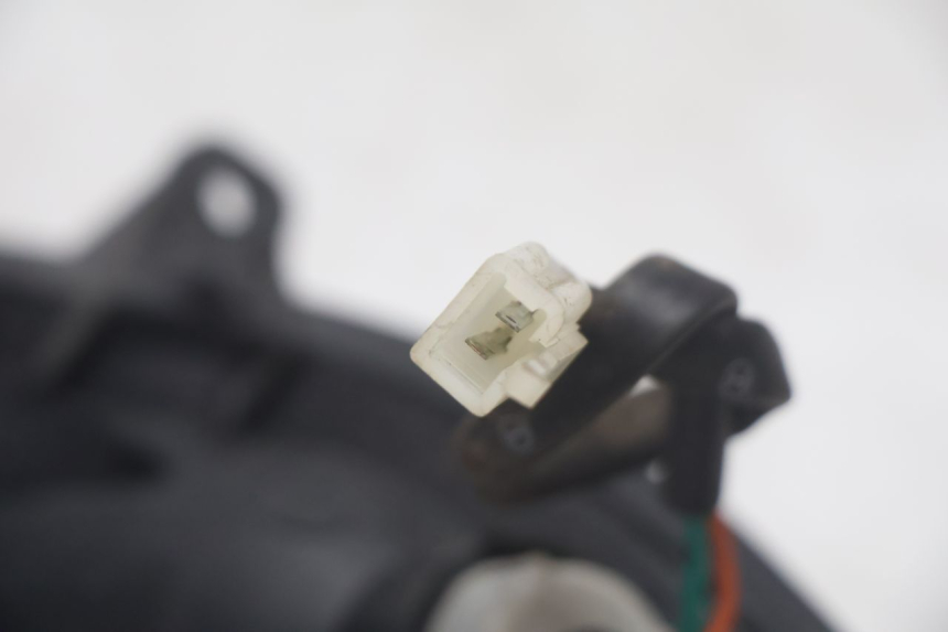 photo de PHARE AVANT PEUGEOT KISBEE 2T 50 (2010 - 2017) - Vue produit
