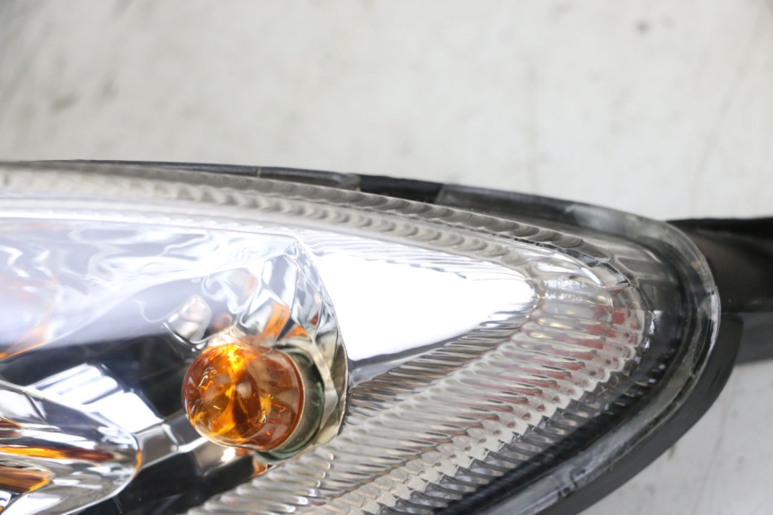 photo de PHARE AVANT PEUGEOT KISBEE 4T 50 (2018 - 2022)