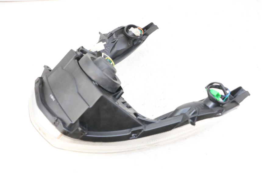 photo de PHARE AVANT PEUGEOT KISBEE 4T 50 (2018 - 2022)