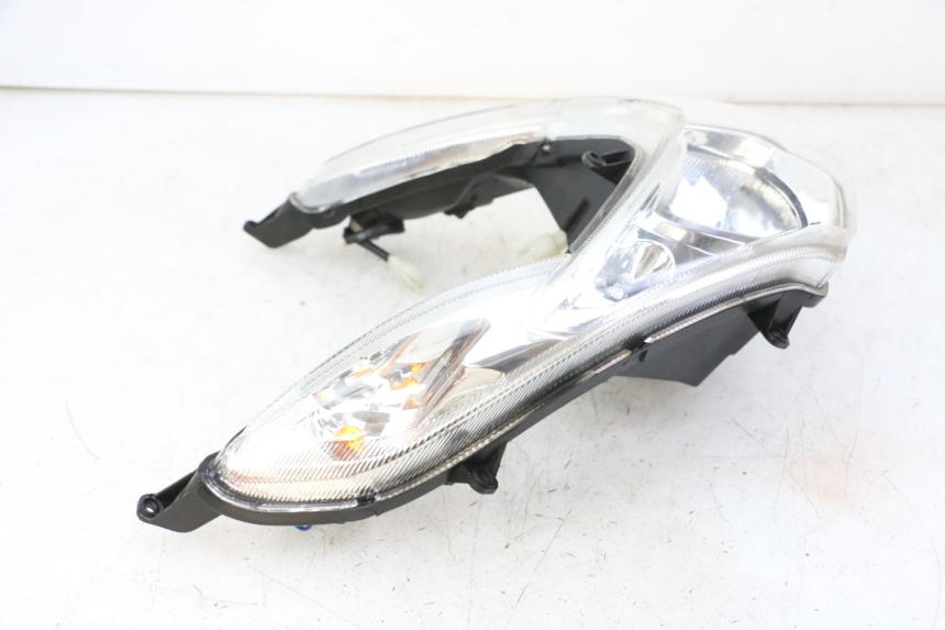 photo de PHARE AVANT PEUGEOT KISBEE 4T 50 (2018 - 2022)