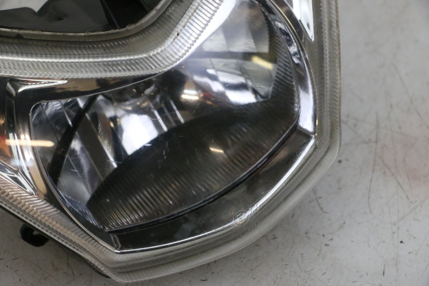photo de PHARE AVANT PEUGEOT KISBEE 4T 50 (2018 - 2022)