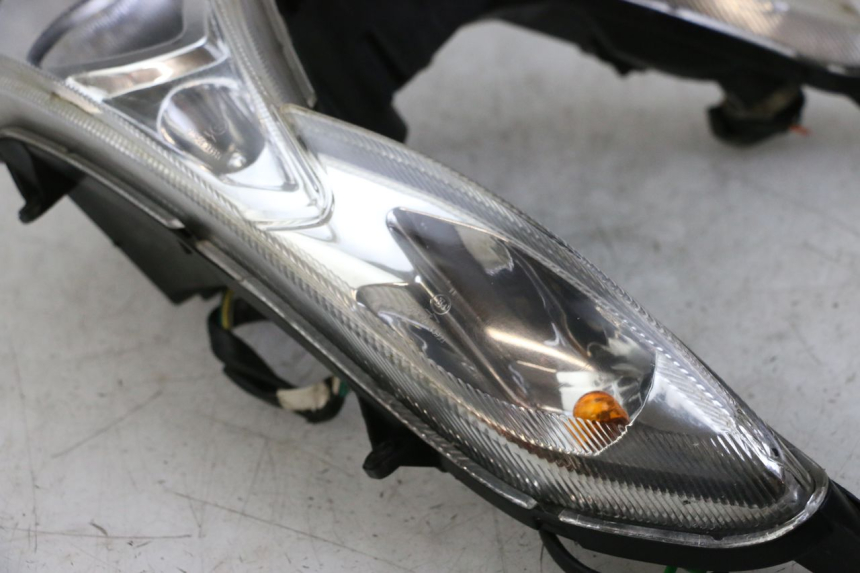photo de PHARE AVANT PEUGEOT KISBEE 4T 50 (2018 - 2022)