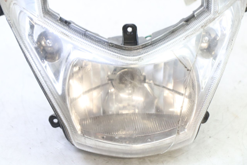 photo de PHARE AVANT PEUGEOT KISBEE 4T 50 (2018 - 2022)