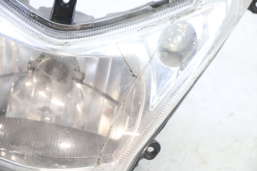 photo de PHARE AVANT PEUGEOT KISBEE 4T 50 (2018 - 2022)