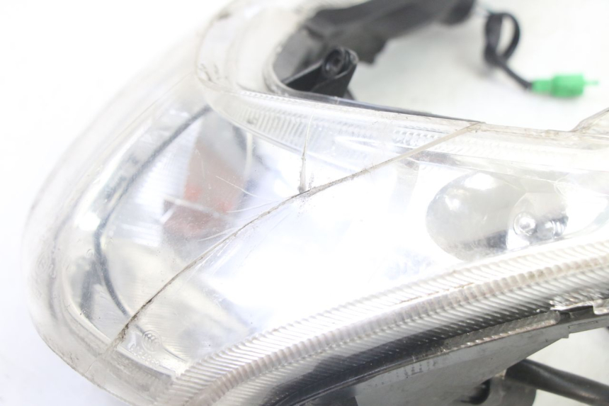 photo de PHARE AVANT PEUGEOT KISBEE 4T 50 (2018 - 2022)