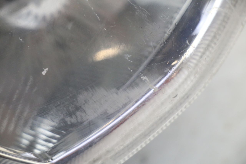 photo de PHARE AVANT PEUGEOT KISBEE 4T 50 (2010 - 2017) - Vue d’ensemble