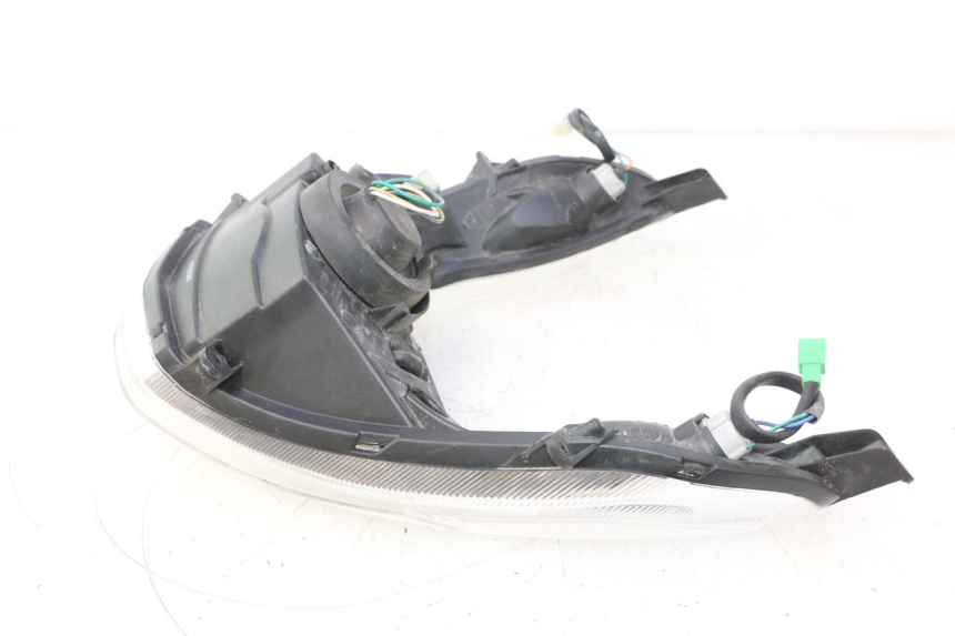 photo de PHARE AVANT PEUGEOT KISBEE 4T 50 (2010 - 2017) - Gros plan technique