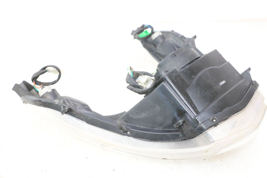 photo de PHARE AVANT PEUGEOT KISBEE 4T 50 (2018 - 2022) - Zoom qualité