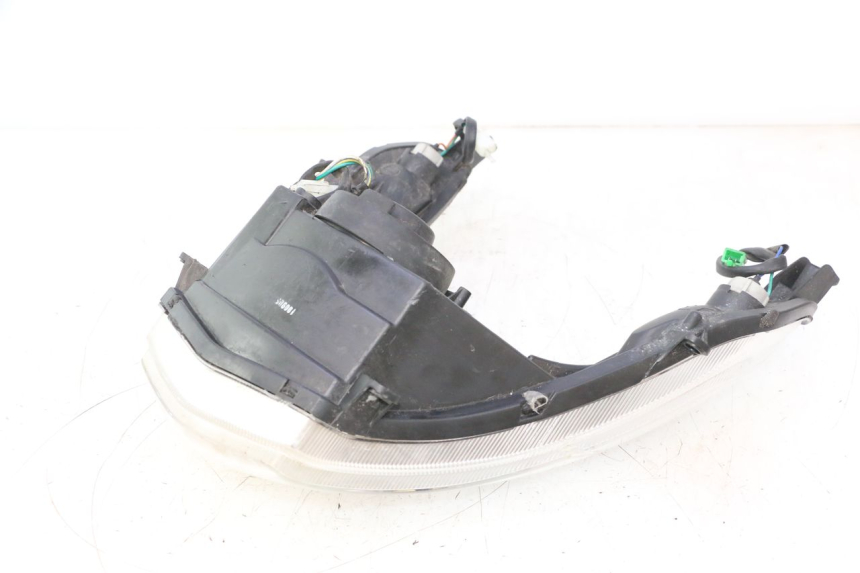 photo de PHARE AVANT PEUGEOT KISBEE 4T 50 (2018 - 2022) - Aperçu profil