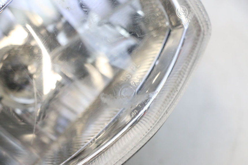 photo de PHARE AVANT PEUGEOT KISBEE 4T 50 (2023 - 2026) - Focus structure