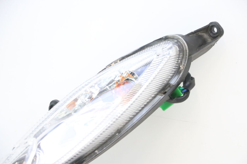 photo de PHARE AVANT PEUGEOT KISBEE 4T 50 (2023 - 2026) - Vue d’ensemble