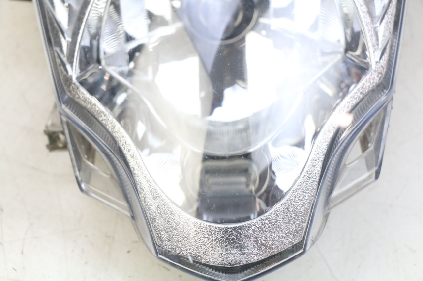 photo de PHARE AVANT KYMCO AGILITY 16+ 4T 50 (2018 - 2023)