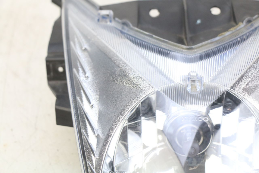 photo de PHARE AVANT KYMCO AGILITY 16+ 4T 50 (2018 - 2023)