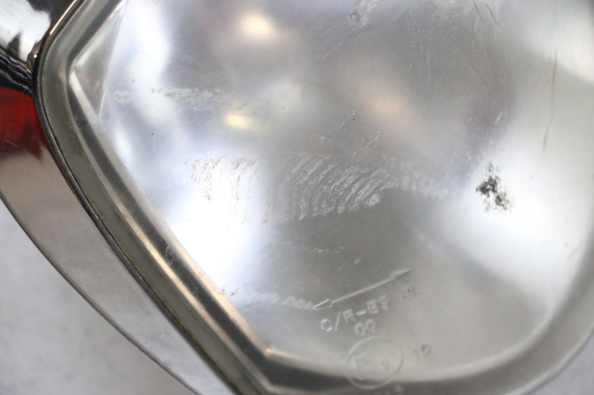 photo de PHARE AVANT KYMCO LIKE 125 (2009 - 2016) - Gros plan technique