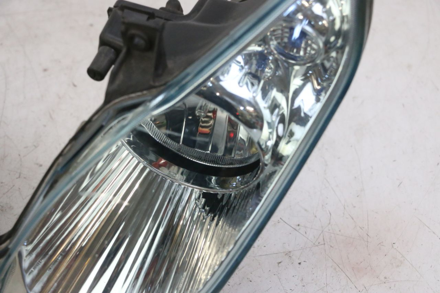 photo de PHARE AVANT PIAGGIO MP3 LT 300 (2010 - 2016)