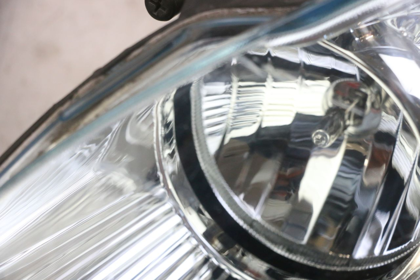 photo de PHARE AVANT PIAGGIO MP3 LT 300 (2010 - 2016)