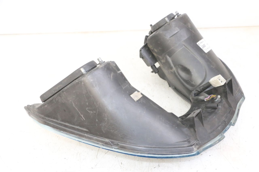 photo de PHARE AVANT PIAGGIO MP3 LT 400 (2007 - 2012)