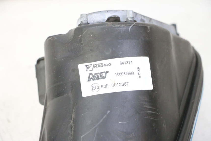 photo de PHARE AVANT PIAGGIO MP3 RL 250 (2007 - 2010)