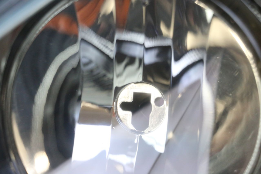 photo de PHARE AVANT PIAGGIO MP3 500 (2011 - 2015)