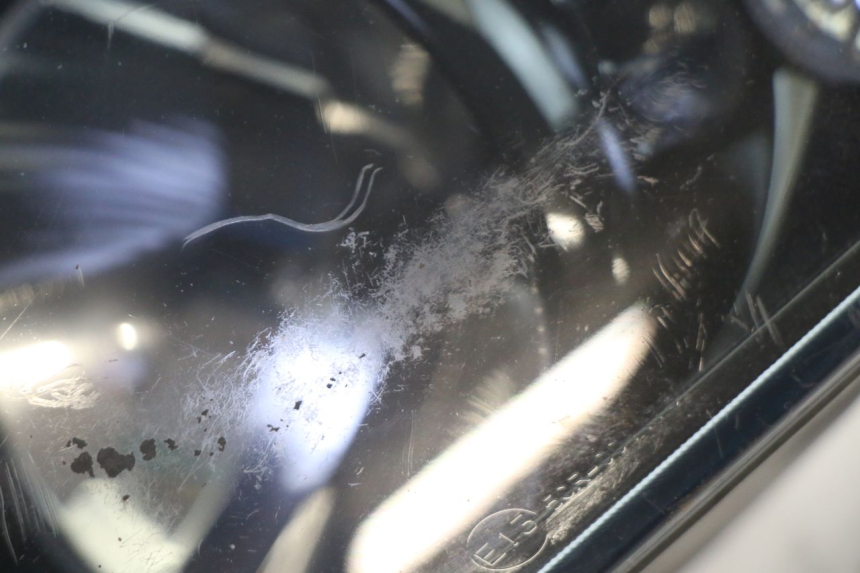 photo de PHARE AVANT PIAGGIO MP3 RL 250 (2007 - 2010)