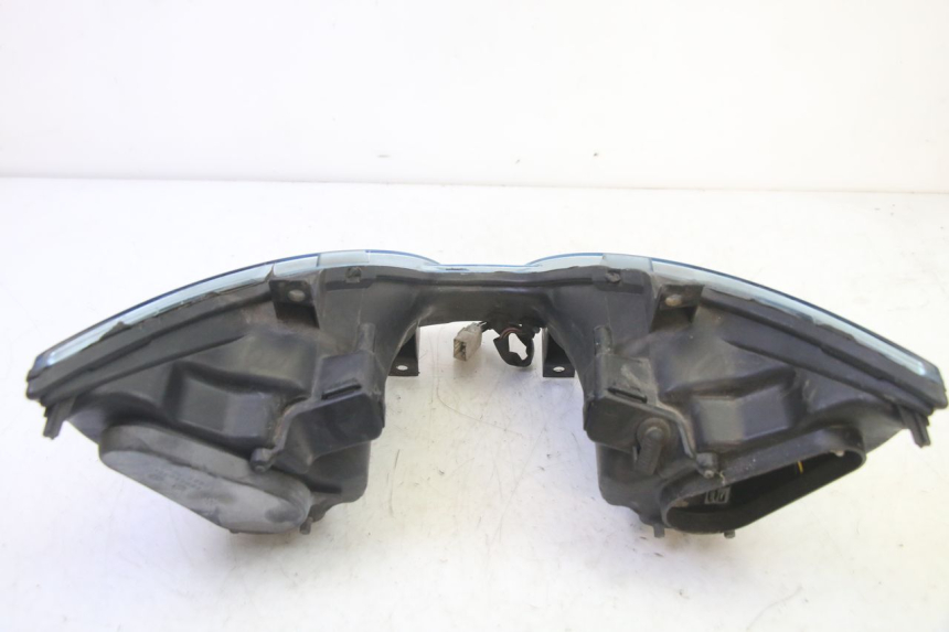 photo de PHARE AVANT PIAGGIO MP3 RL 250 (2007 - 2010)