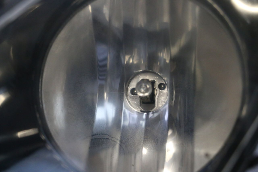 photo de PHARE AVANT PIAGGIO MP3 RL 250 (2006 - 2010) - Vue produit