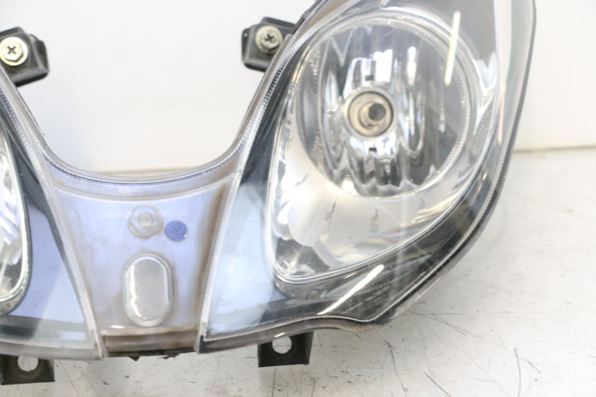 photo de PHARE AVANT PIAGGIO MP3 500 (2016 - 2018) - Autre angle de vue