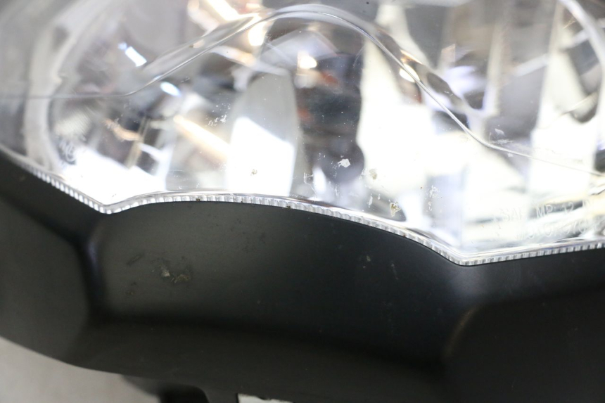 photo de PHARE AVANT YAMAHA MT-07 MT07 ABS 700 (2018 - 2020) - Zoom état d’usage