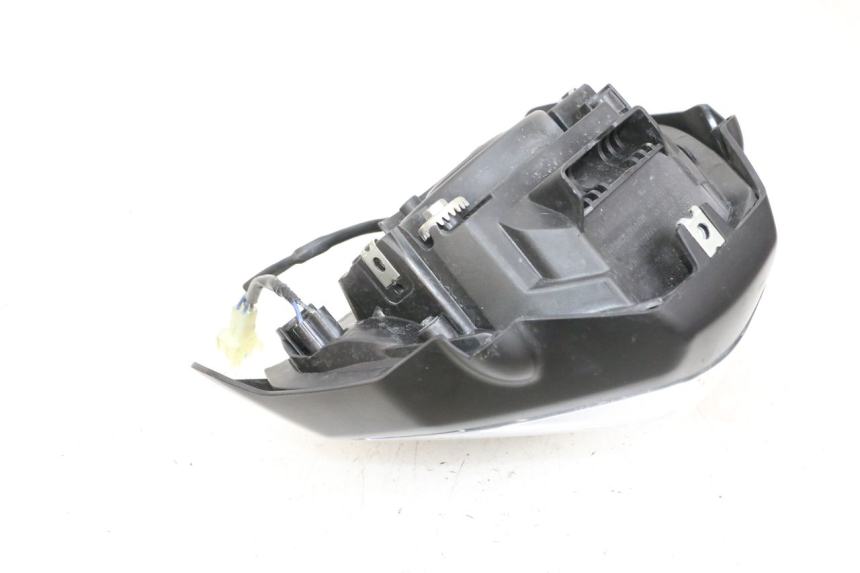 photo de PHARE AVANT YAMAHA MT-07 MT07 ABS 700 (2018 - 2020) - Gros plan technique