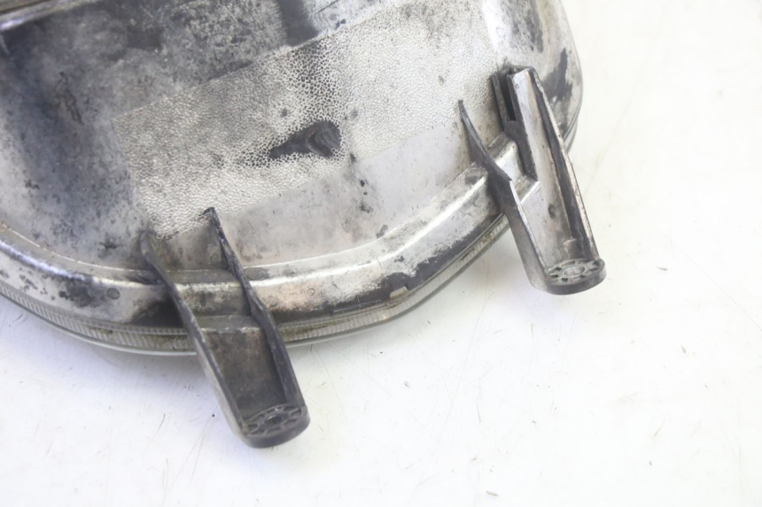 photo de PHARE AVANT PIAGGIO NEW TYPHOON 50 (2010 - 2017) - Gros plan technique