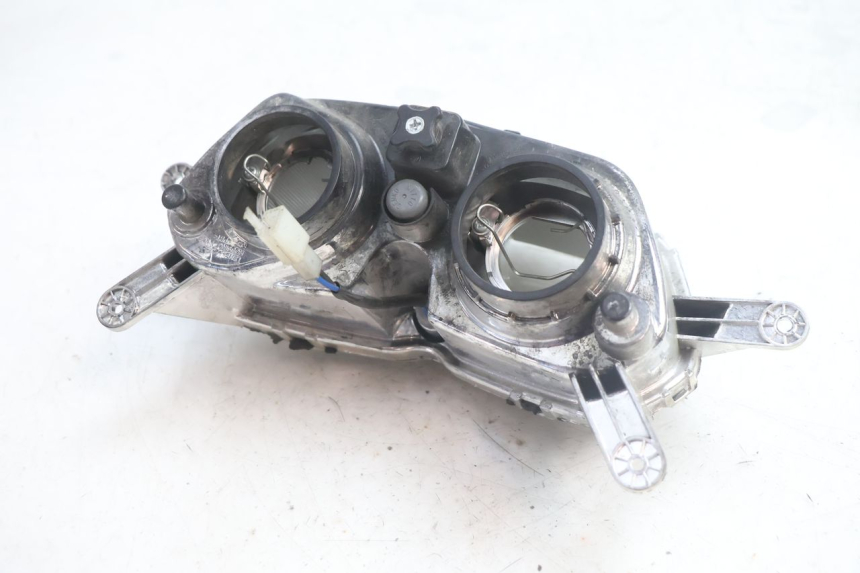 photo de PHARE AVANT PIAGGIO NEW TYPHOON 50 (2018 - 2021) - Points de fixation