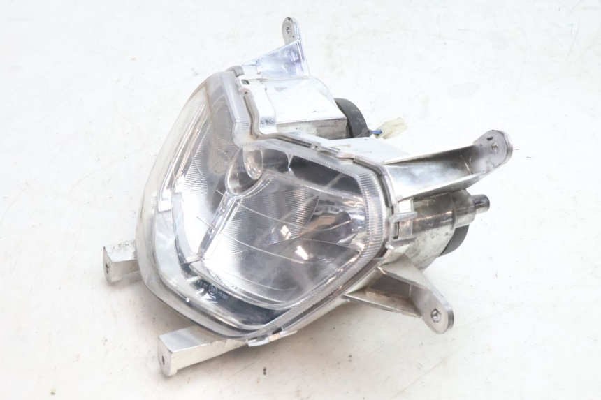 photo de PHARE AVANT PIAGGIO NEW TYPHOON 50 (2018 - 2021) - Points de fixation