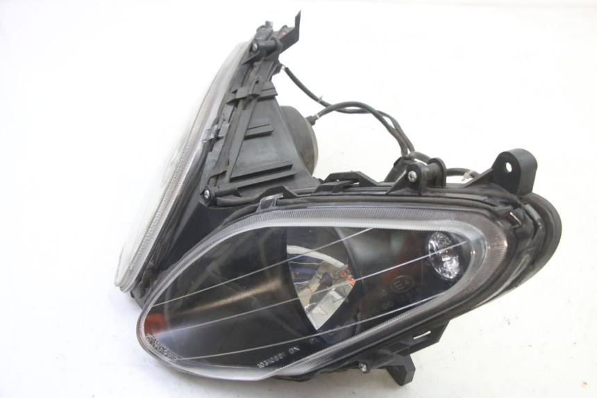 photo de PHARE AVANT PIAGGIO NRG POWER PUREJET 50 (2018 - 2021)