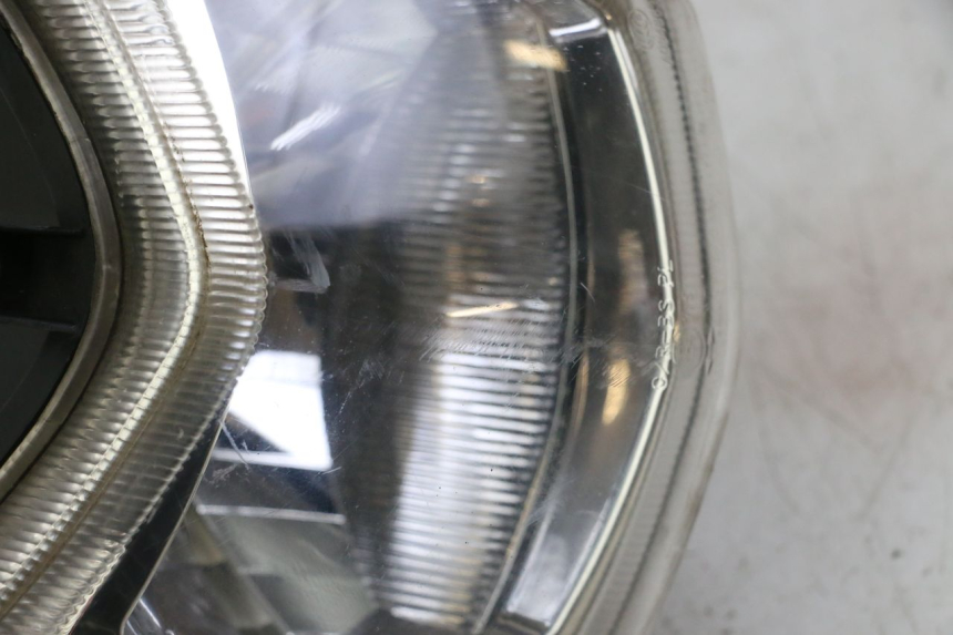 photo de PHARE AVANT PEUGEOT KISBEE 2T 50 (2010 - 2017)