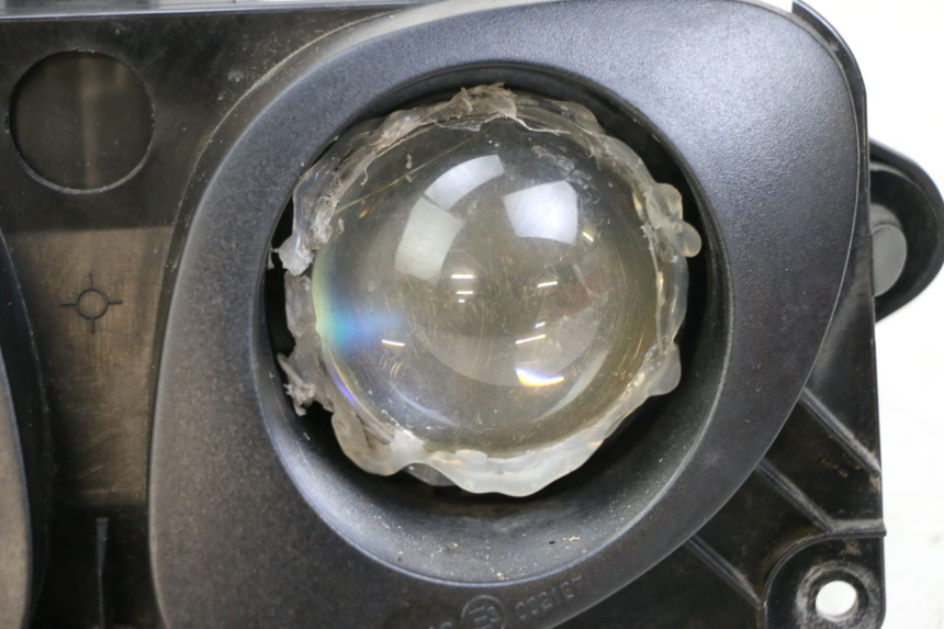 photo de PHARE AVANT PEUGEOT TKR TREKKER FURIOUS 50 (2005 - 2014)