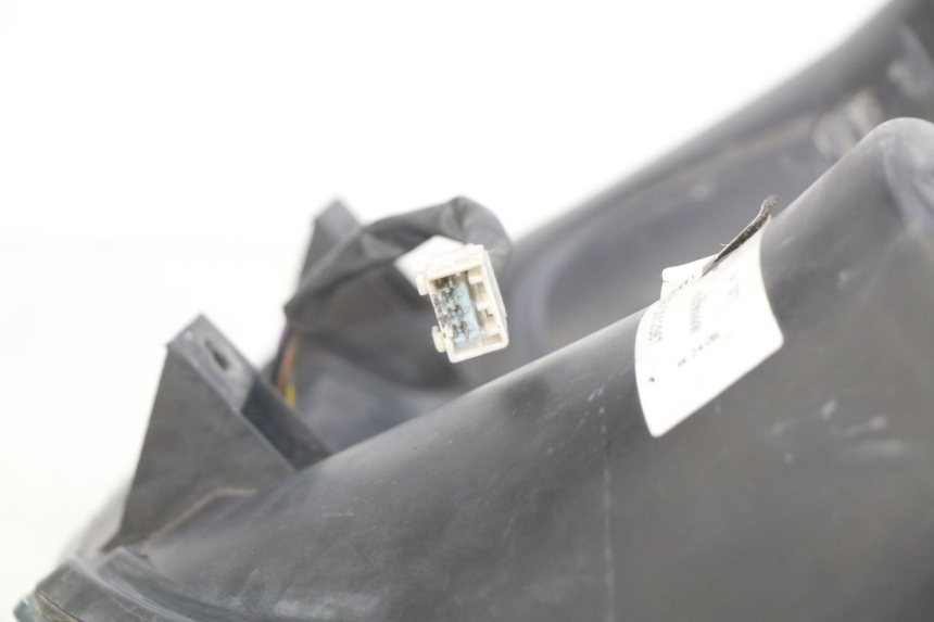 photo de PHARE AVANT PIAGGIO MP3 LT 400 (2007 - 2012)