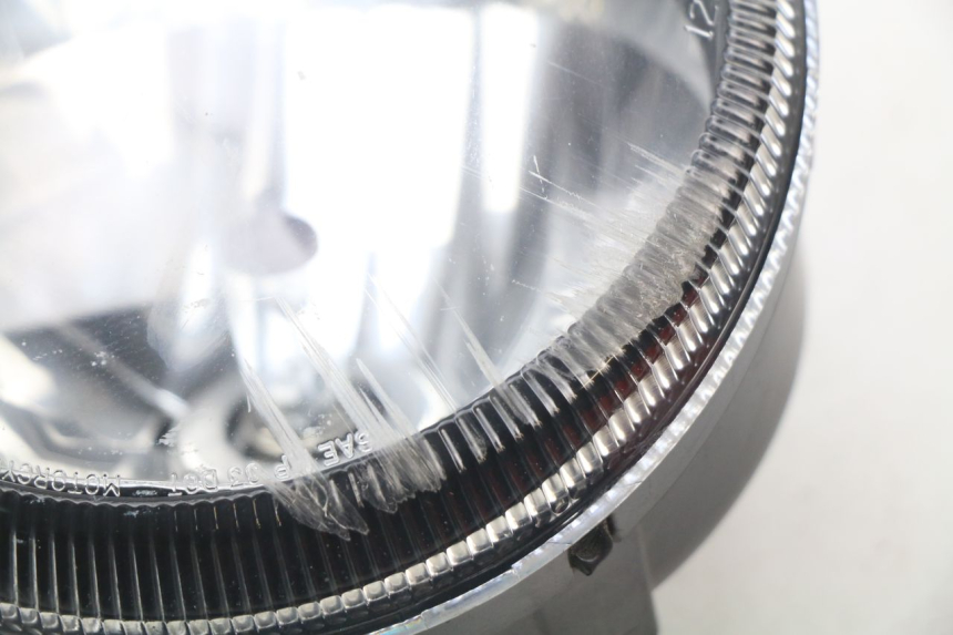 photo de PHARE AVANT PIAGGIO VESPA GTS IE ABS 300 (2016 - 2018)