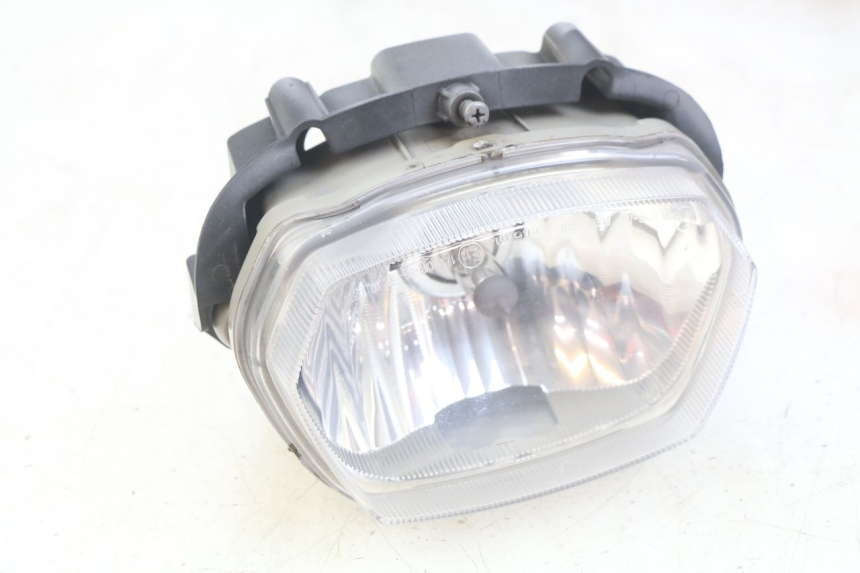 photo de PHARE AVANT PIAGGIO VESPA SPRINT 2T 50 (2014 - 2018)
