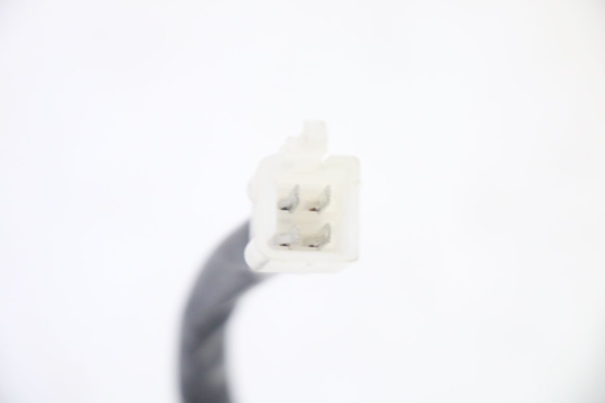 photo de PHARE AVANT EFUN PUSA 1 - Points de fixation