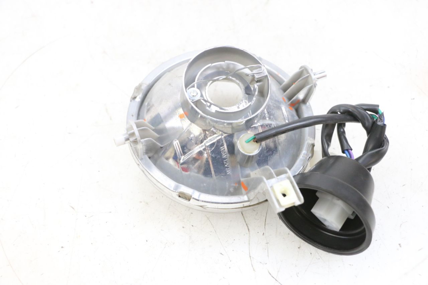 photo de PHARE AVANT EFUN PUSA 1 - Détail de la pièce