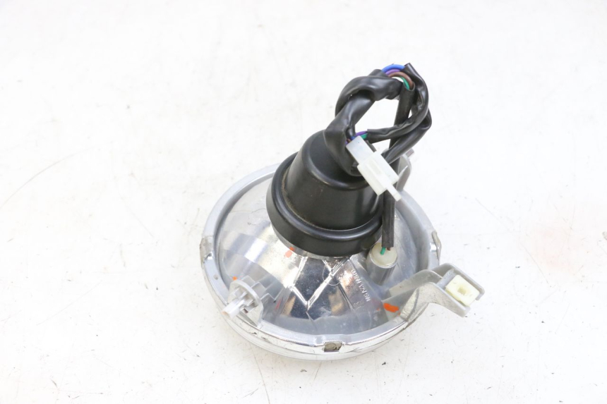 photo de PHARE AVANT EFUN PUSA 1 - Vue d’ensemble