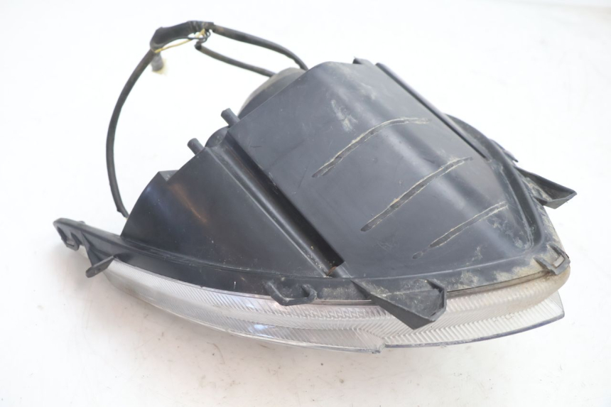 photo de PHARE AVANT KEEWAY RY6 2T 50 (2011 - 2019) - Points de fixation