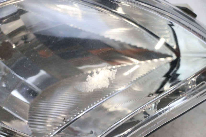 photo de PHARE AVANT PEUGEOT SATELIS 125 (2013 - 2018) - Inspection visuelle