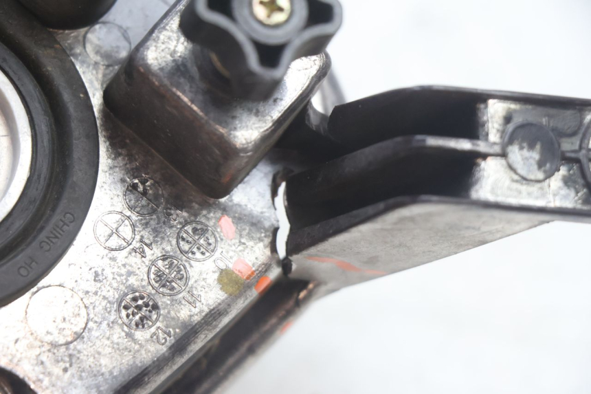 photo de PHARE AVANT APRILIA SR 2T 50 (2012 - 2017) - Vue d’ensemble